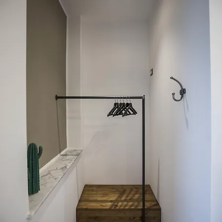 Gb Station Nocleg ze śniadaniem 3*