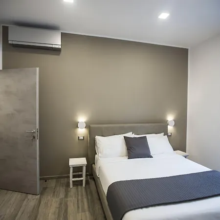 Nocleg ze śniadaniem Gb Station Neapol