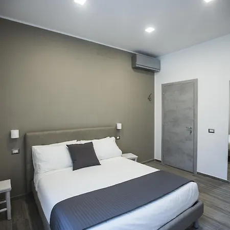 Gb Station Nocleg ze śniadaniem 3*