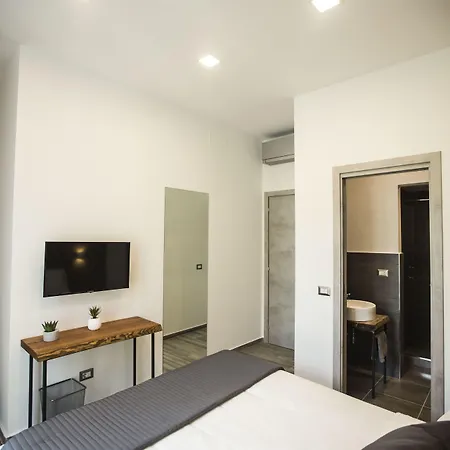 Gb Station Nocleg ze śniadaniem 3*