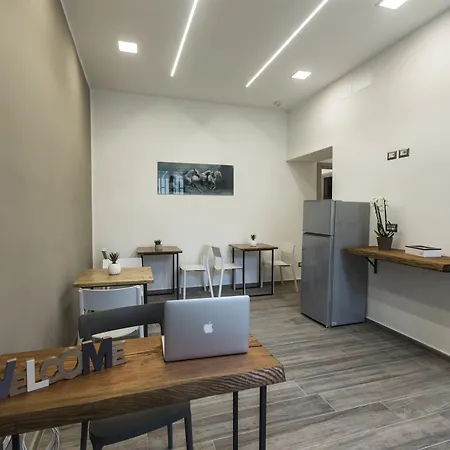 Gb Station Nocleg ze śniadaniem 3*